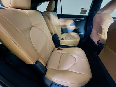 2026 Toyota Highlander Platinum S