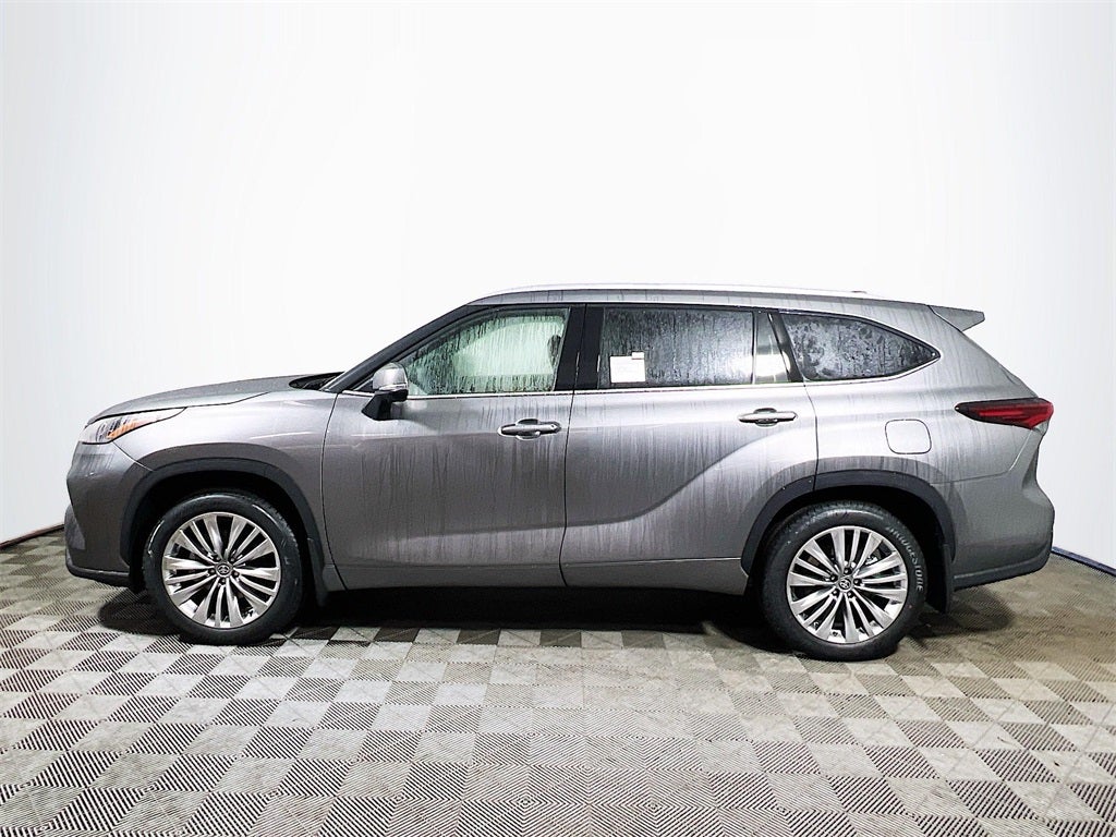 2026 Toyota Highlander Platinum S