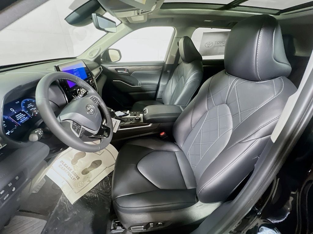 2026 Toyota Highlander Platinum