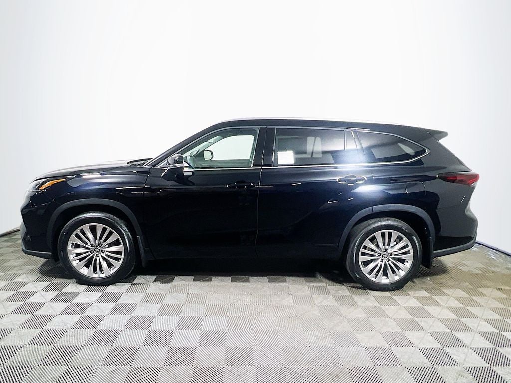 2026 Toyota Highlander Platinum