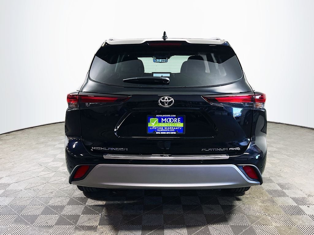 2026 Toyota Highlander Platinum