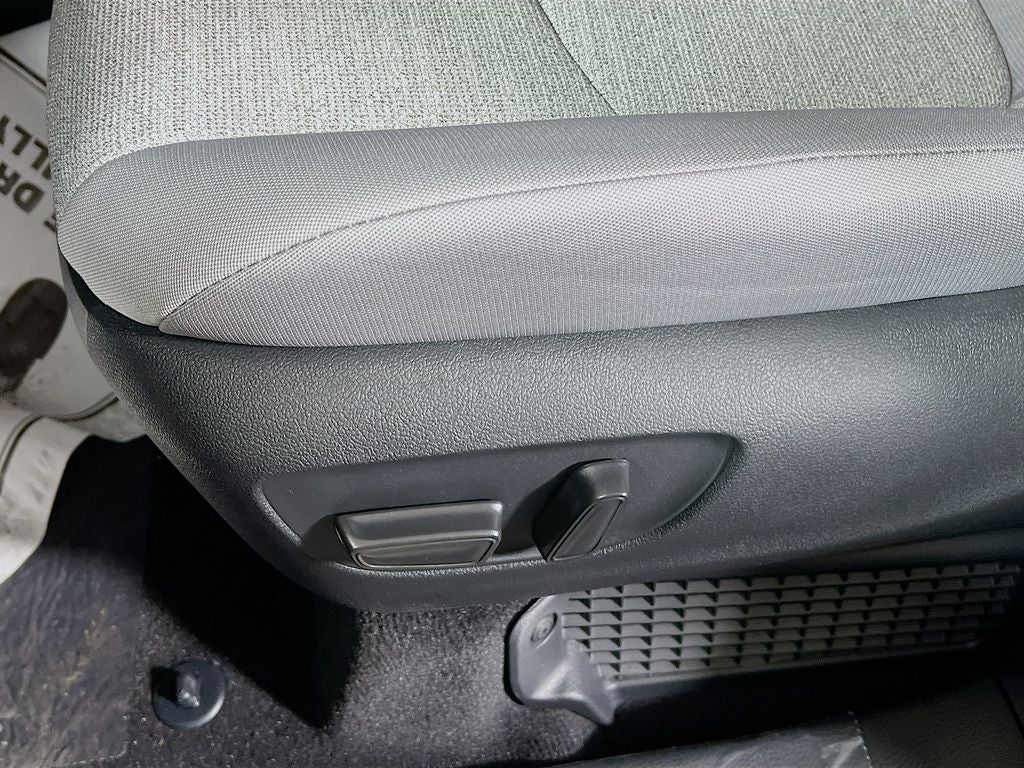 2026 Toyota Sienna LE S