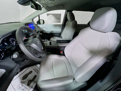 2026 Toyota Sienna LE S