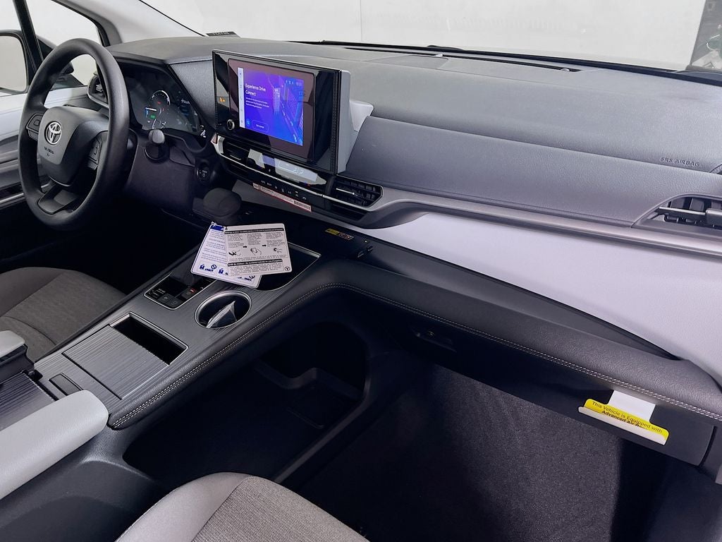2026 Toyota Sienna LE S