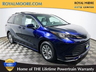 2026 Toyota Sienna LE S