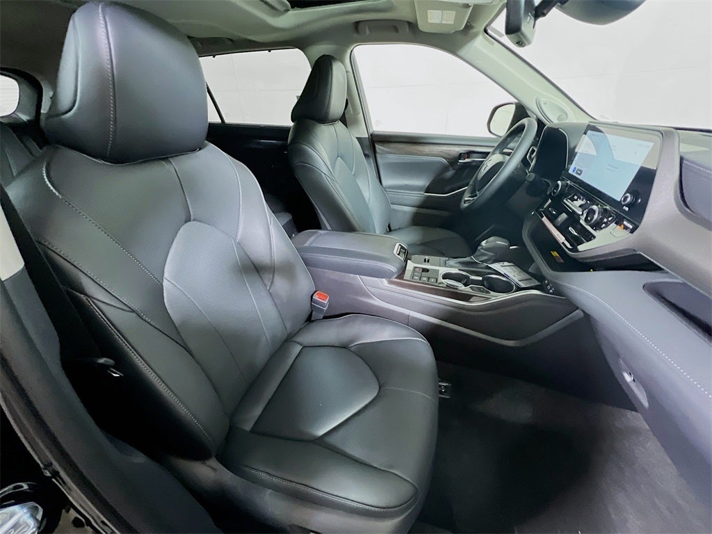 2026 Toyota Highlander Hybrid Hybrid Limited