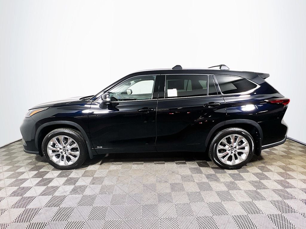 2026 Toyota Highlander Hybrid Limited S