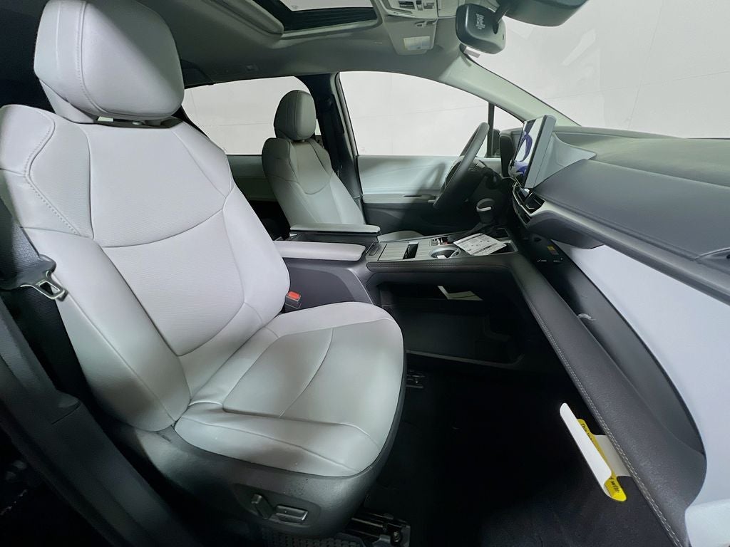 2026 Toyota Sienna XLE S