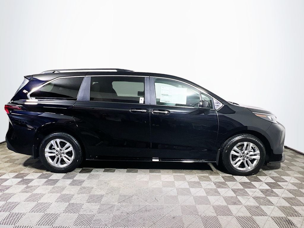 2026 Toyota Sienna XLE S