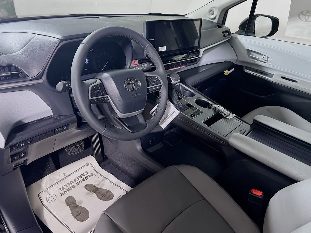 2026 Toyota Sienna XLE S