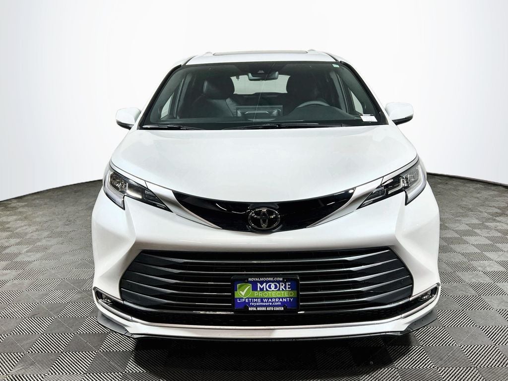 2026 Toyota Sienna Limited S