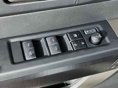2026 Toyota Tundra i-FORCE MAX Platinum i-FORCE MAX