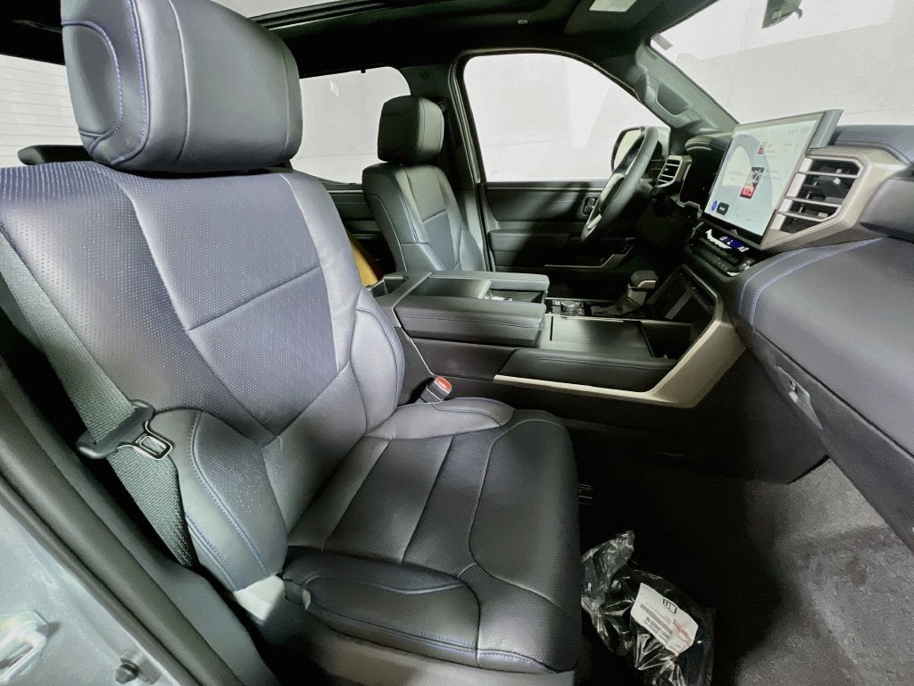 2026 Toyota Tundra i-FORCE MAX Platinum i-FORCE MAX