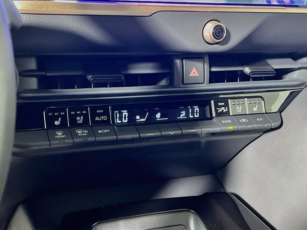 2026 Toyota Toyota Crown Signia Limited