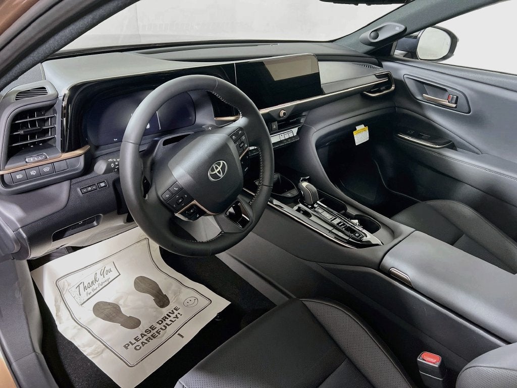 2026 Toyota Toyota Crown Signia Limited