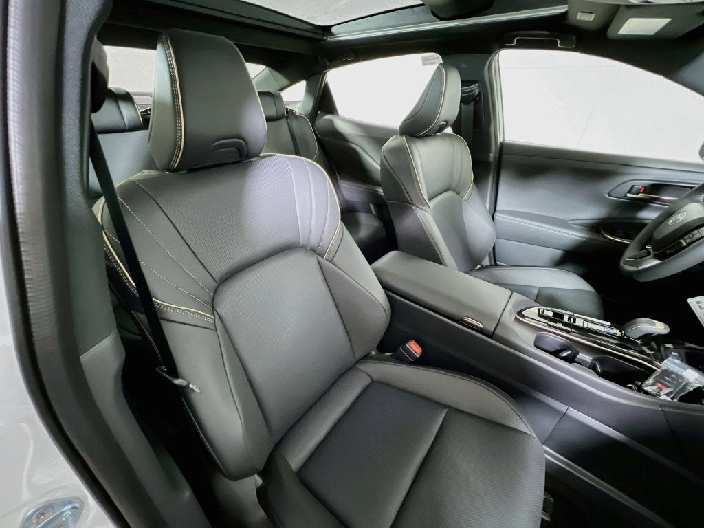 2027 Toyota Toyota Crown Platinum