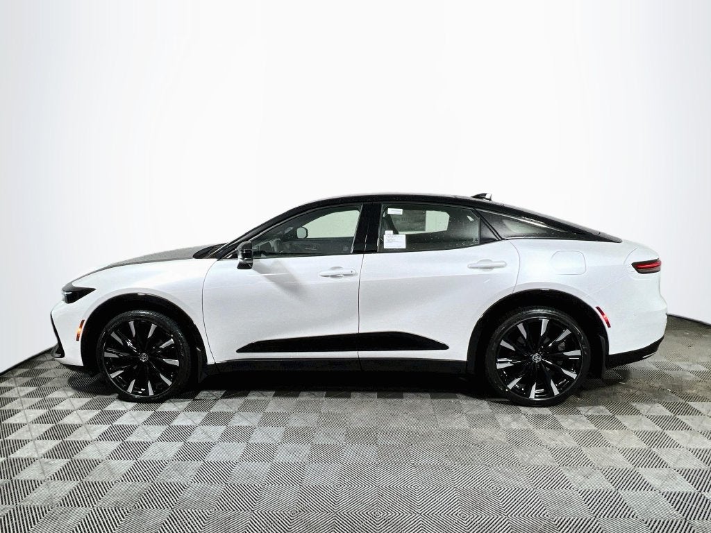 2027 Toyota Toyota Crown Platinum