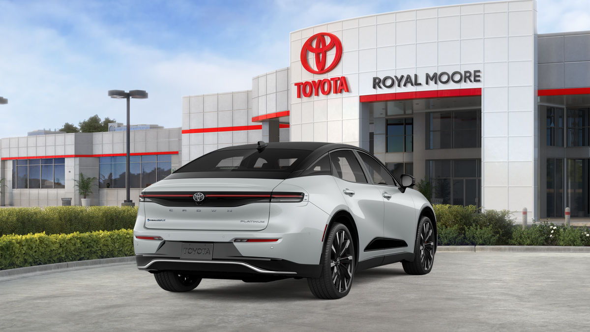 2027 Toyota Toyota Crown Platinum