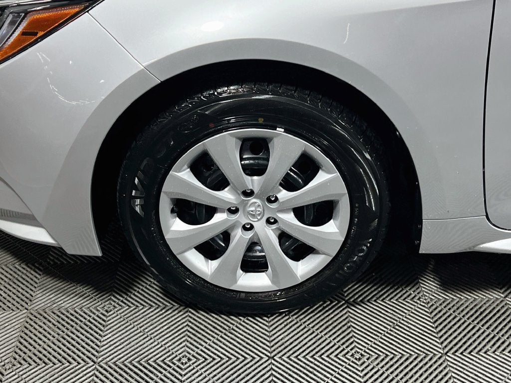 2027 Toyota Corolla LE S