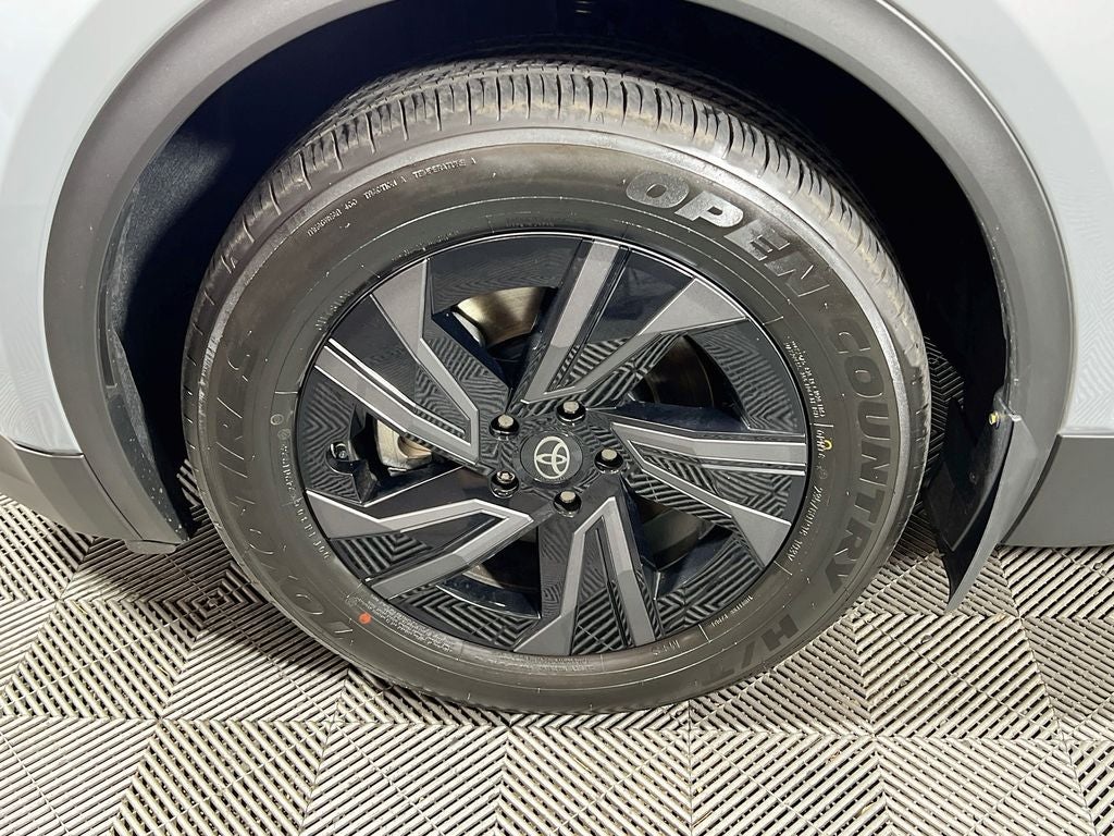 2026 Toyota C-HR SE