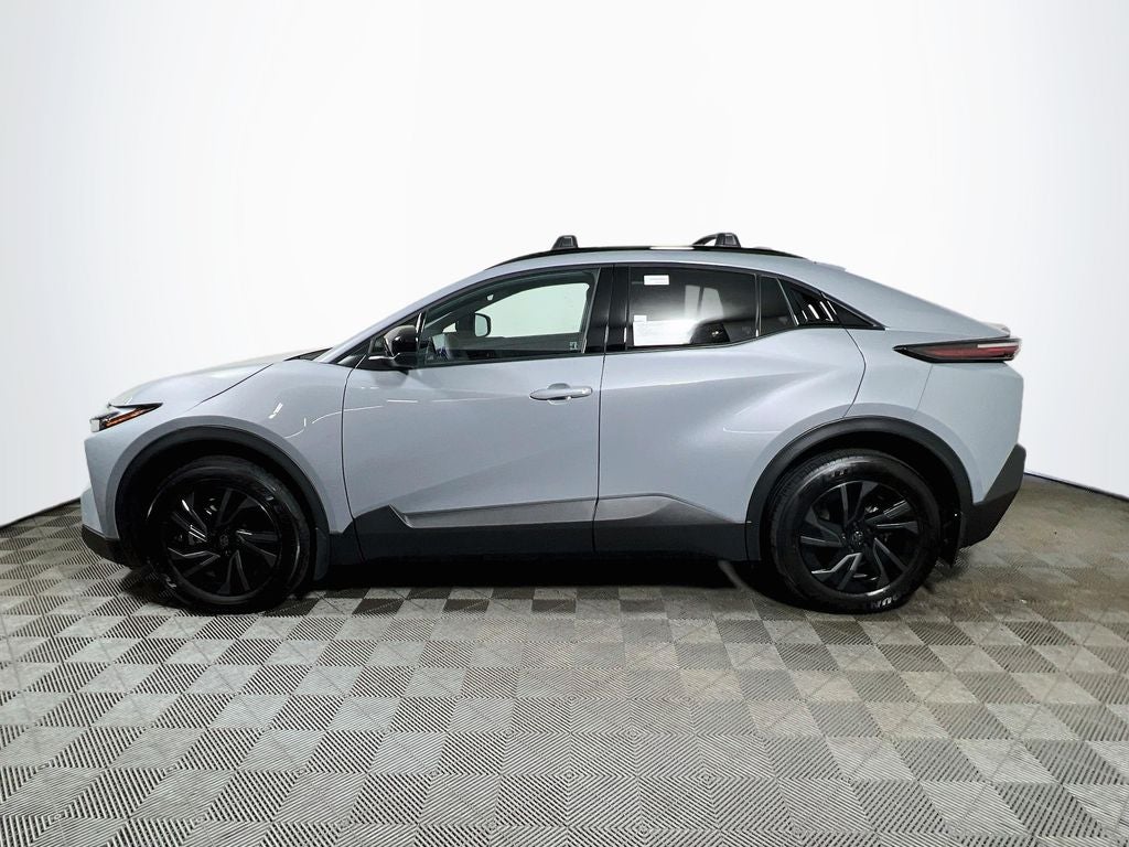 2026 Toyota C-HR SE