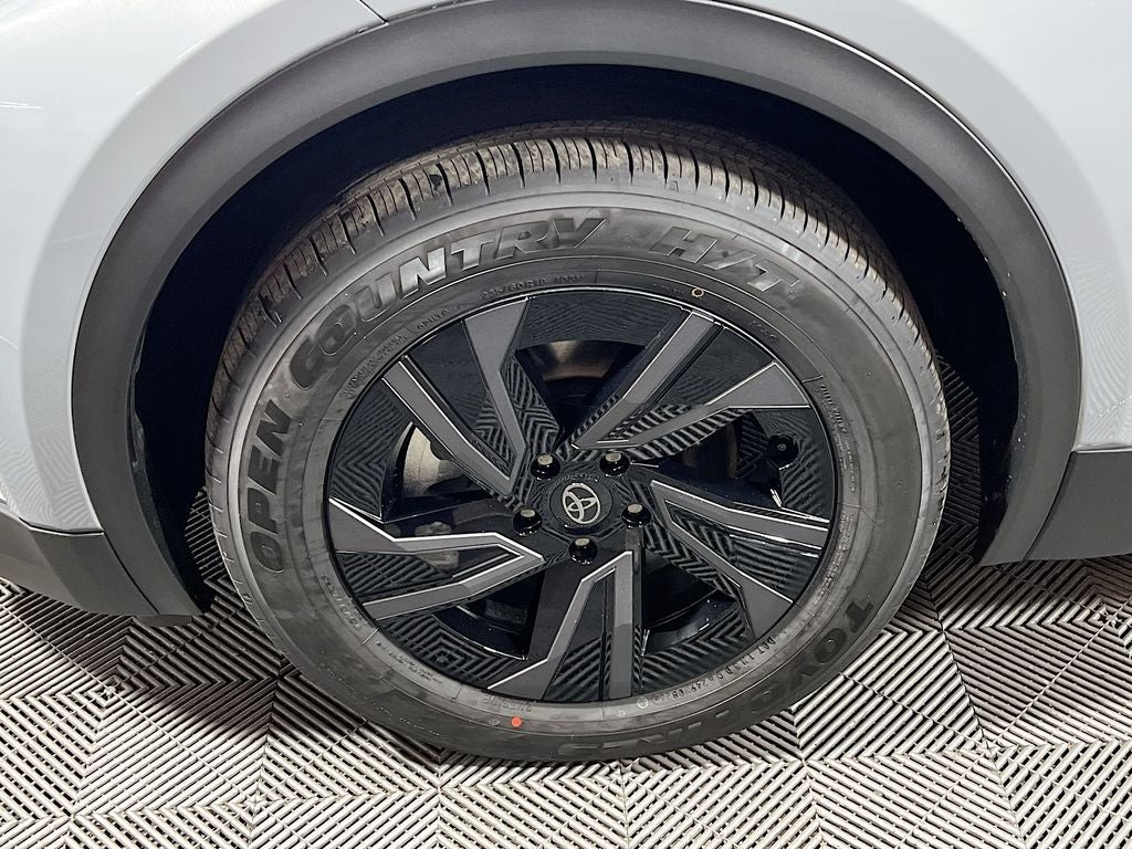 2026 Toyota C-HR SE