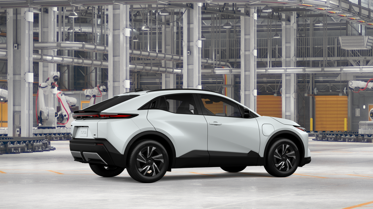 2027 Toyota C-HR SE