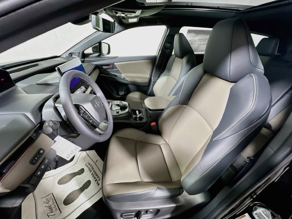 2027 Toyota bZ Woodland bZ Woodland Premium