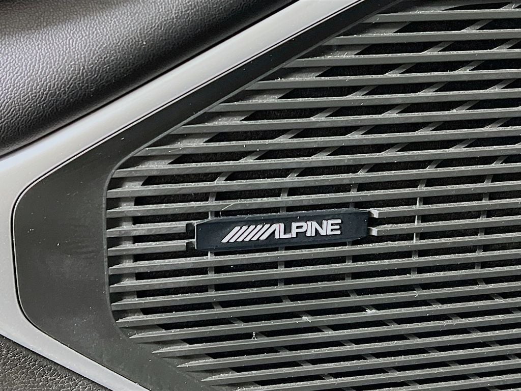 2024 Jeep Wagoneer Base