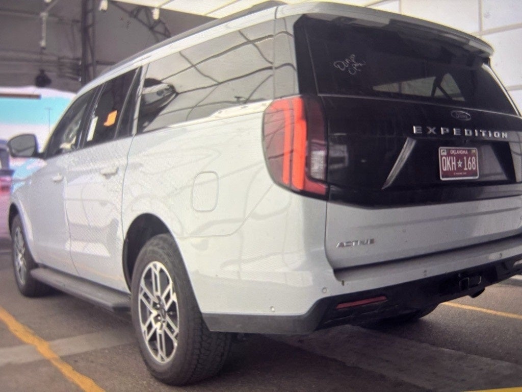 2025 Ford Expedition Max Active