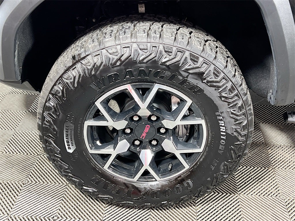 2024 GMC Canyon AT4X