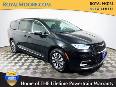 2023 Chrysler Pacifica Hybrid Limited