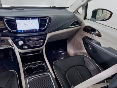 2023 Chrysler Pacifica Hybrid Limited