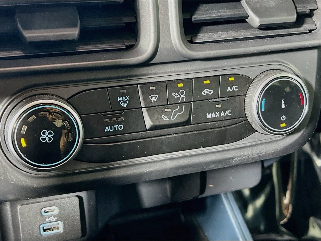 2023 Ford Maverick XL