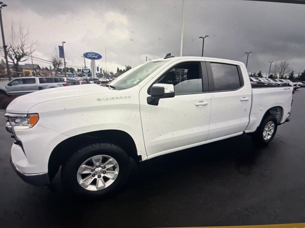 2023 Chevrolet Silverado 1500 LT LT1