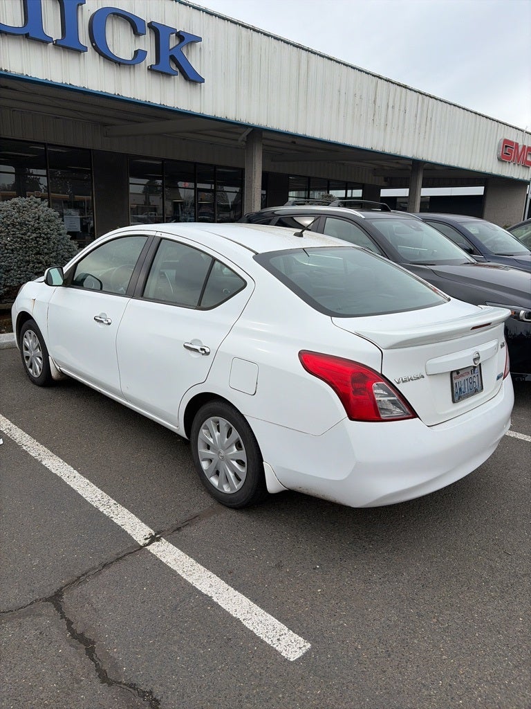 2014 Nissan Versa 1.6 SV