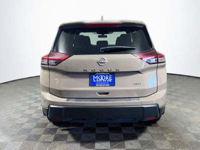 2025 Nissan Rogue SV
