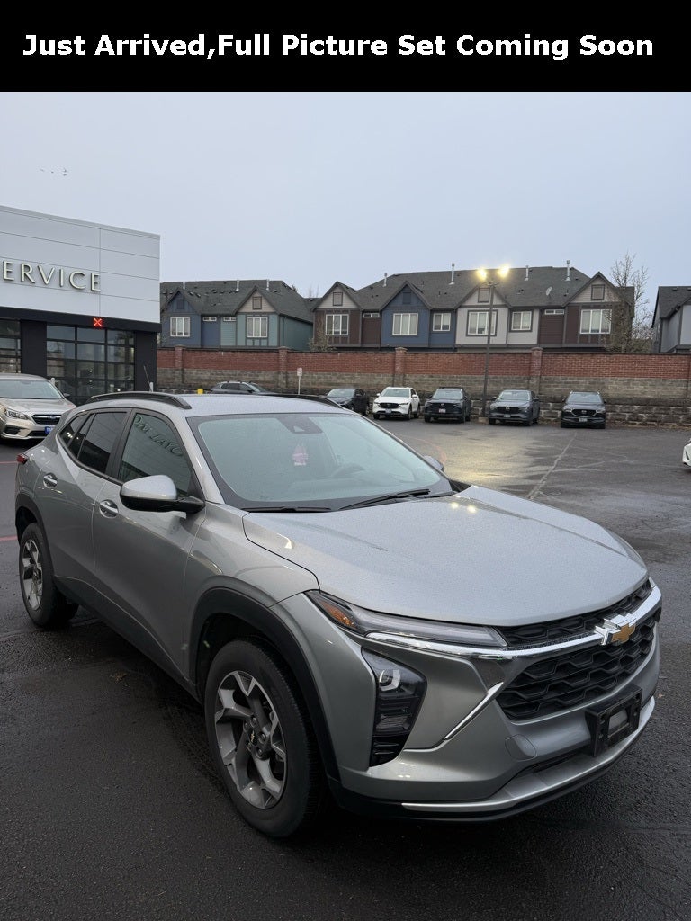 2024 Chevrolet Trax LT