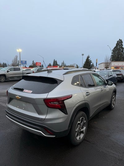 2024 Chevrolet Trax LT