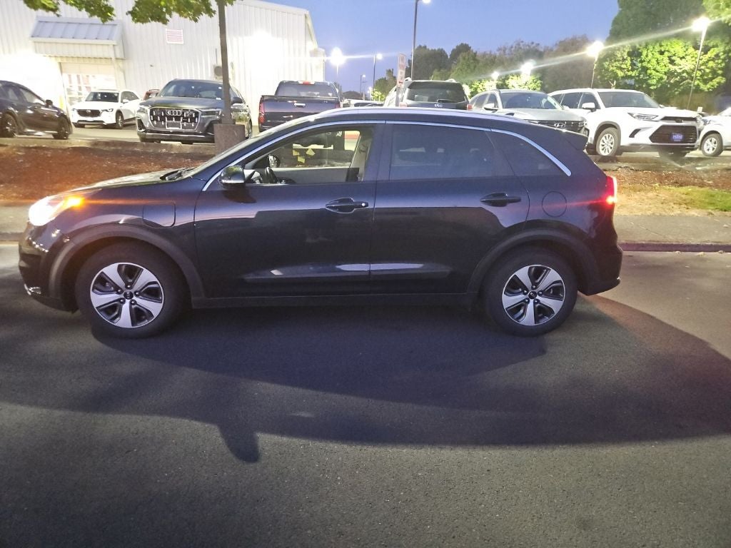 2018 Kia Niro Plug-In Hybrid EX Premium