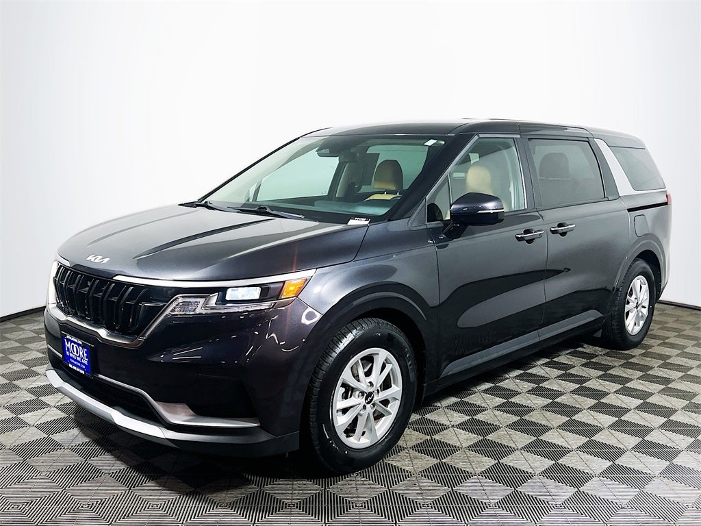 2024 Kia Carnival LX