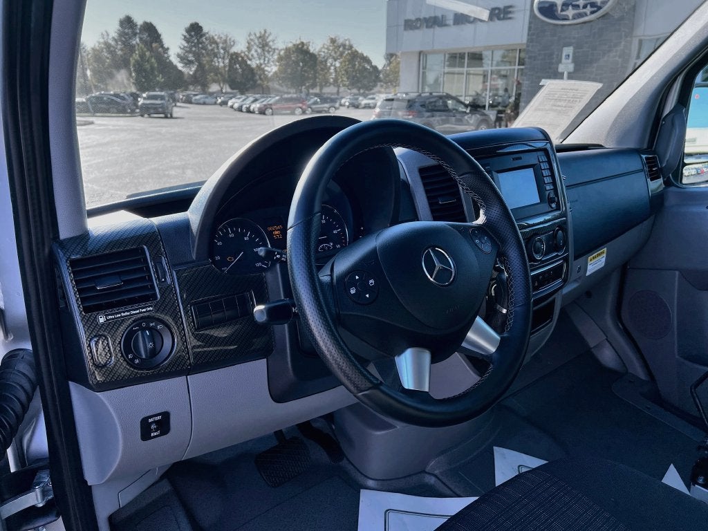 2018 Winnebago Revel 2019 44E