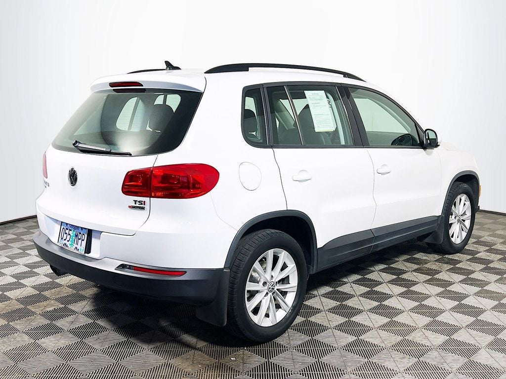 2017 Volkswagen Tiguan Limited 2.0T 4Motion