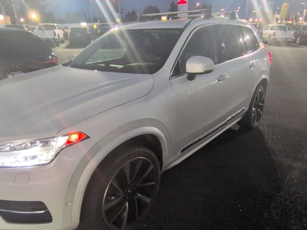 2019 Volvo XC90 T6 Inscription