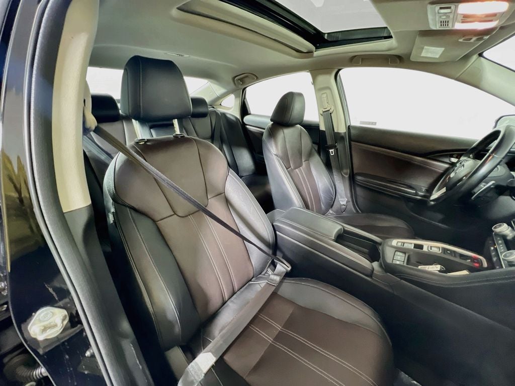 2019 Honda Insight Touring