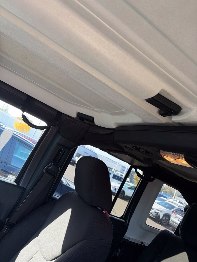 2017 Jeep Wrangler Unlimited Willys