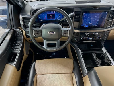 2025 Ford F-350SD Lariat DRW
