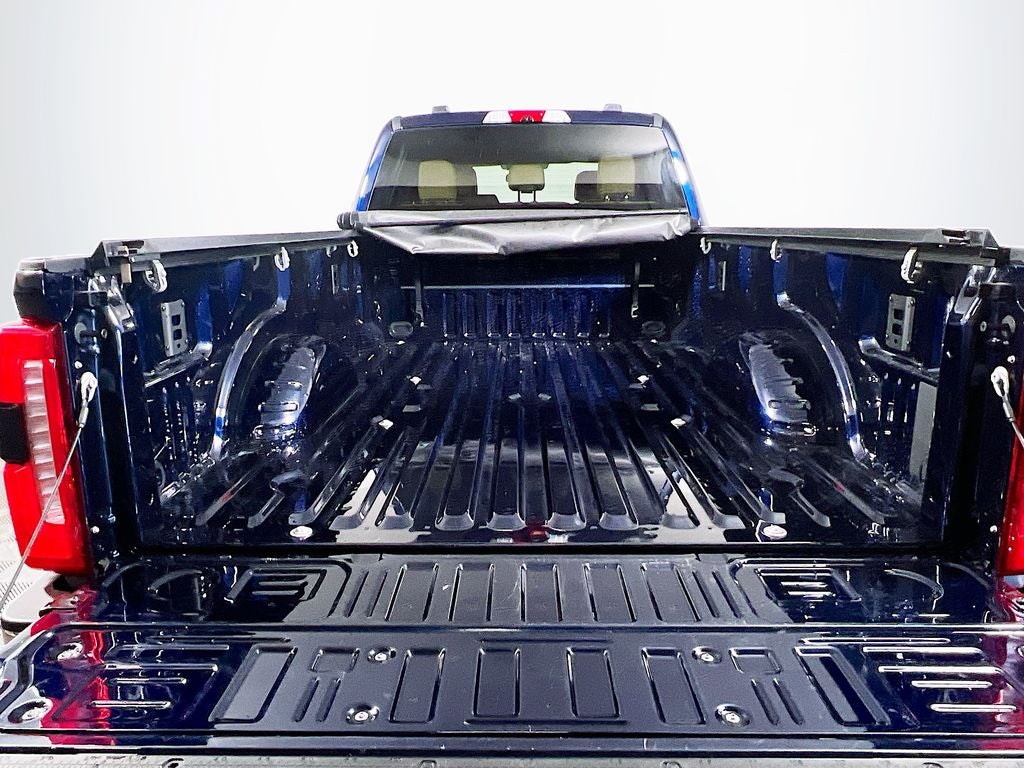 2025 Ford F-350SD Lariat DRW