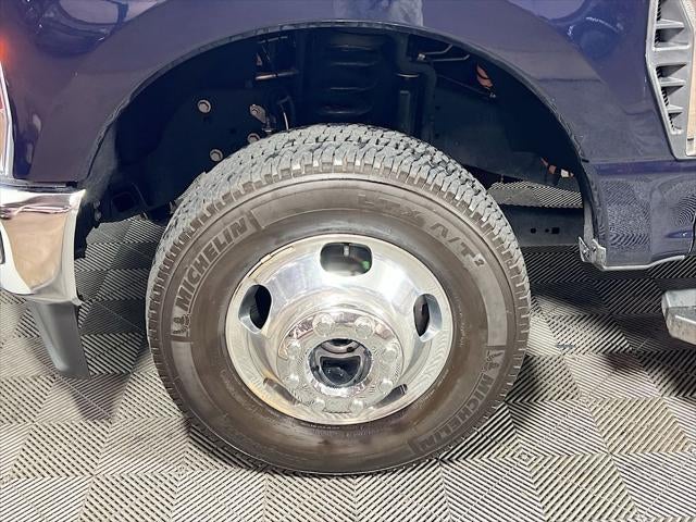 2025 Ford F-350SD Lariat DRW