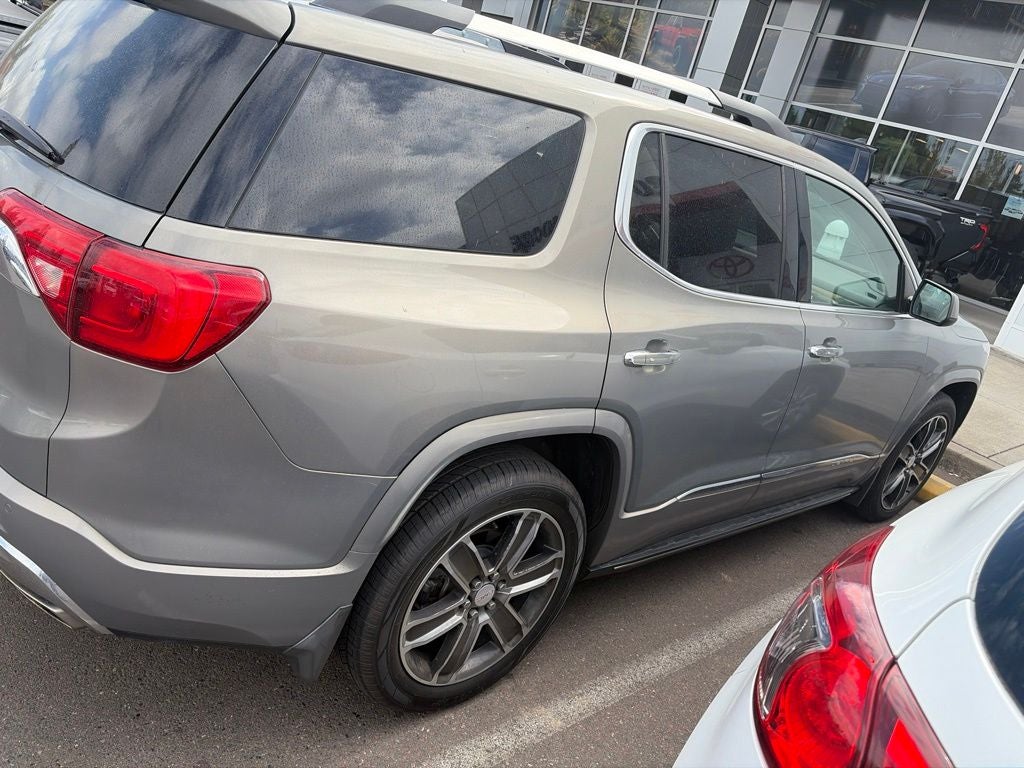 2019 GMC Acadia Denali
